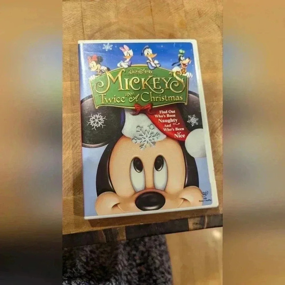 Mickey's Twice Upon A Christmas DVD (EUC) - Picture 1 of 4